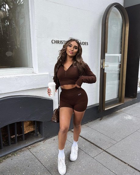 simmykk ポルノスター ギャラリー