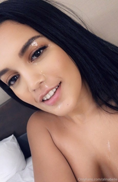 Alina Belle ポルノスター HD 画像