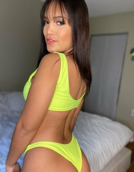 Alina Belle 独占女優 画像