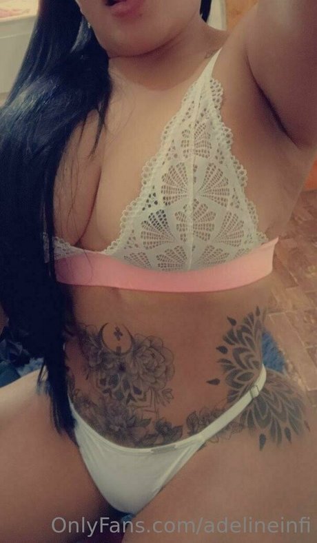 adelineinfi 素敵なポルノスター 写真