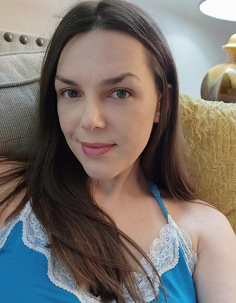 laced raven ヌードスター 写真