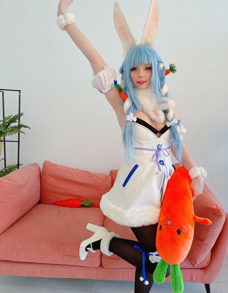 ぽっちゃりブロンドOnlyFans ホット 写真