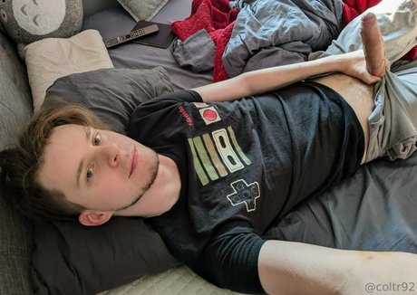 coltr92 セックス女優 写真