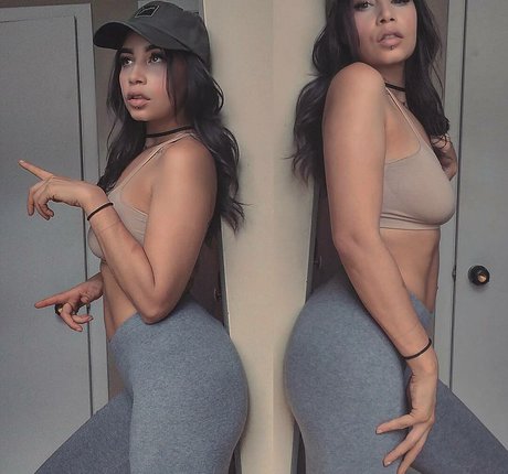 Yayacharms 独占スター 写真