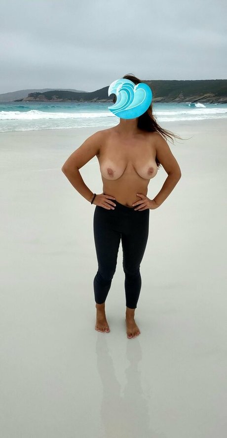 ナイロン足 OnlyFans 美しい裸 画像