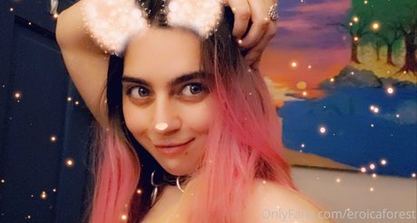 アジア人のタトゥー OnlyFans 裸 写真