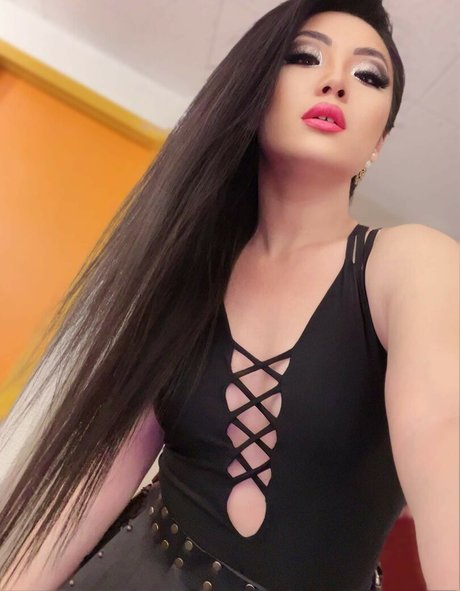 Tina Guo 完璧なモデル 画像