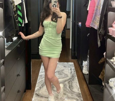 Kristycherise ポルノスター 素敵 写真