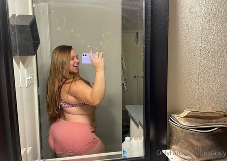 Creamonitfancy ポルノスター セックス 写真