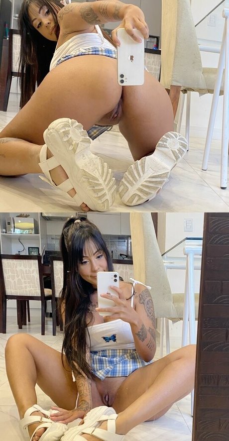 美しい足 OnlyFans ホット ギャラリー