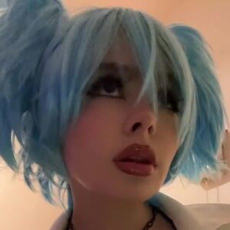 Addison Riecke セックスモデル ギャラリー