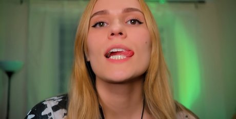 大きな白いチンポ OnlyFans ホットポルノ 画像