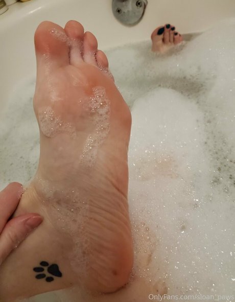 sloan paws アダルトモデル ギャラリー