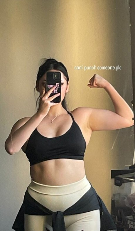 bernaarose セクシーモデル 写真