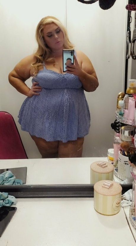 lindseefoxxx アダルトスター 画像