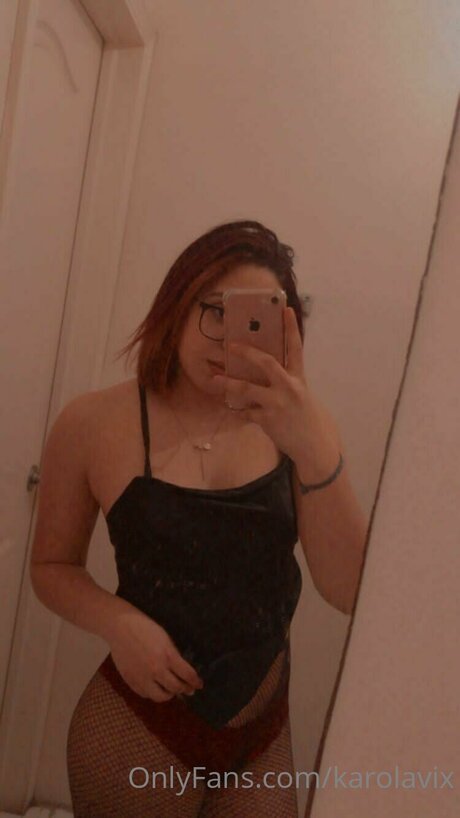 Karolavix 素敵なモデル 写真