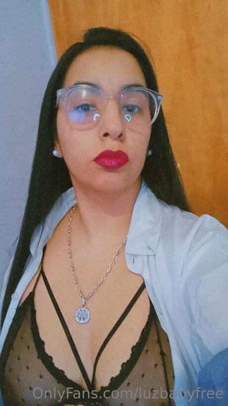 Luzbabyfree ポルノスター ヌード 写真