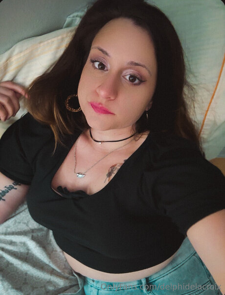 Delphidelacroix エロティックなポルノスター アーカイブ