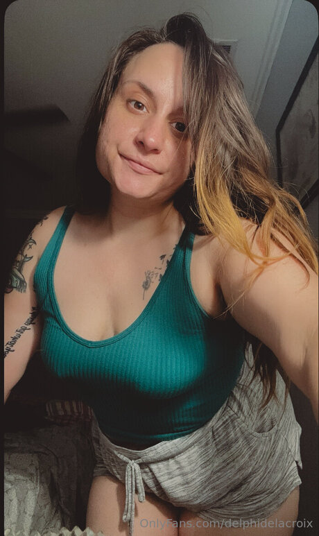 裸のトゥインクOnlyFans ヌード アーカイブ