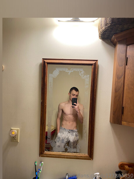 ディスコード トランス OnlyFans ポルノ 写真