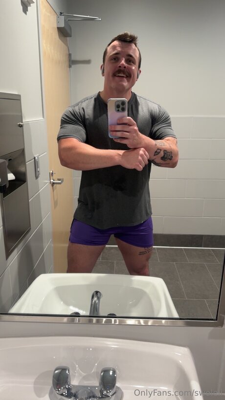 Swoleli xxxモデル 画像