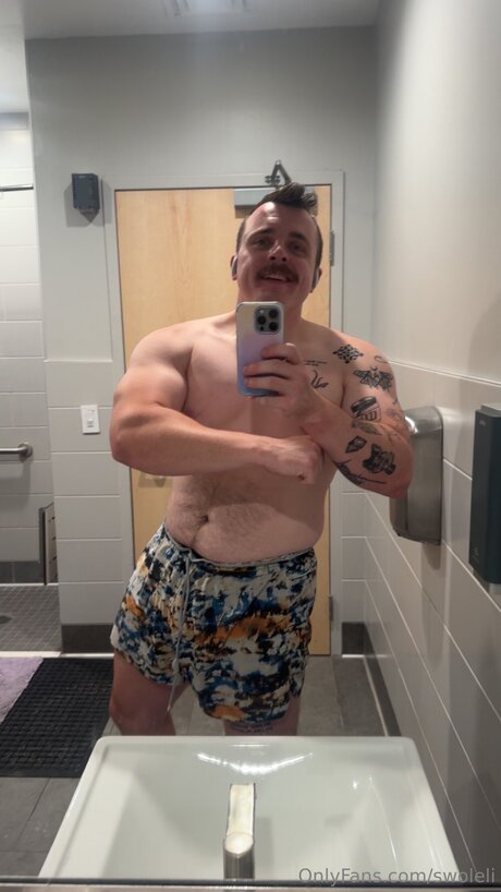 ゲイの若いOnlyFans 無料xxx 画像