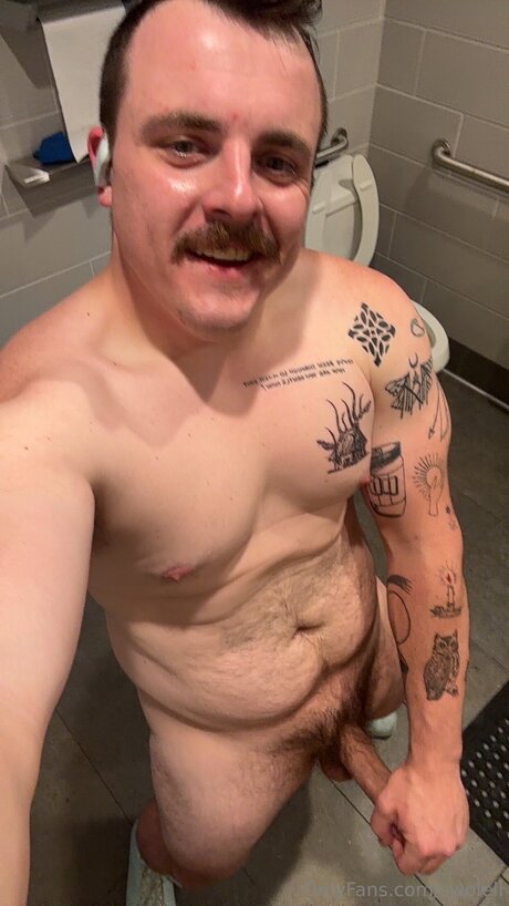 Swoleli ホットなスター 写真