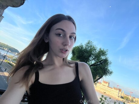 Juliadoubletimes スター 裸 写真