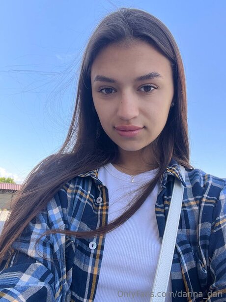 Darina Dari アートポルノスター ギャラリー