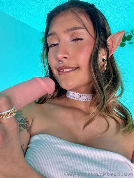 Giss Exclusive スター ヌード 写真