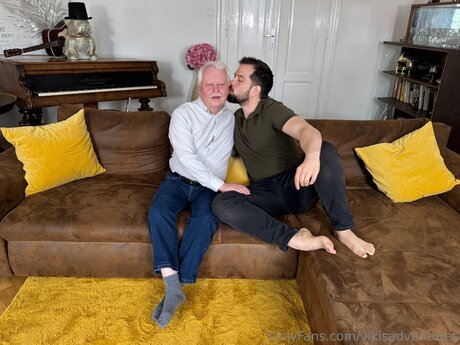 主観視点のアジア人OnlyFans トップ 写真