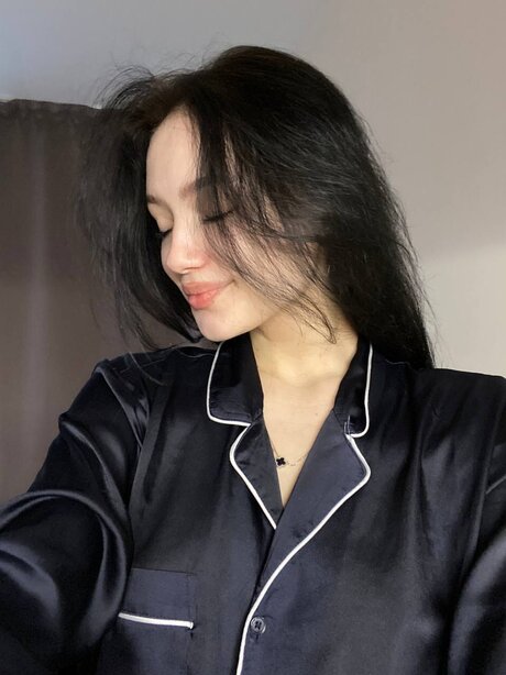 Angelikalust アダルトモデル 写真