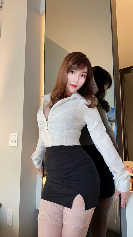 Nicolove Cc アダルトモデル 画像