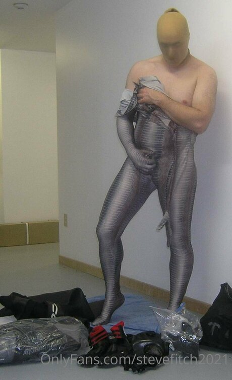 Stevefitch2021 アダルトモデル 写真