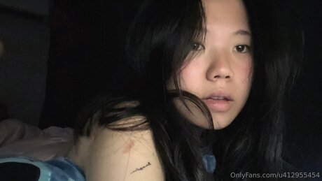 U412955454 ポルノスター 独占 写真