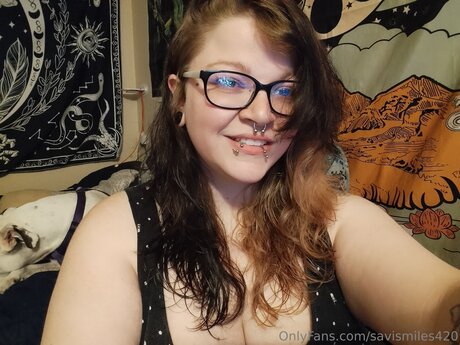 Savismiles420 ポルノスター 美しい 写真