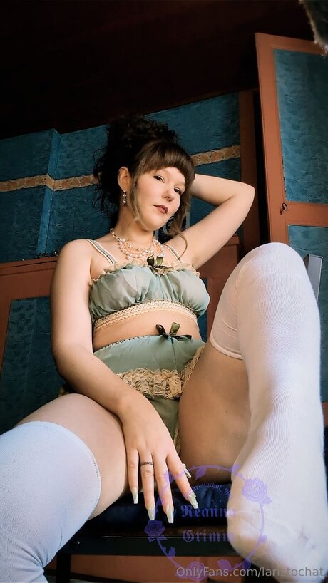 Laristochat 女優 画像