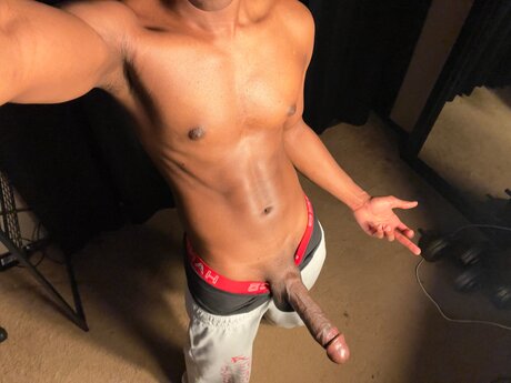 Okamiabara ポルノスター セクシー 画像