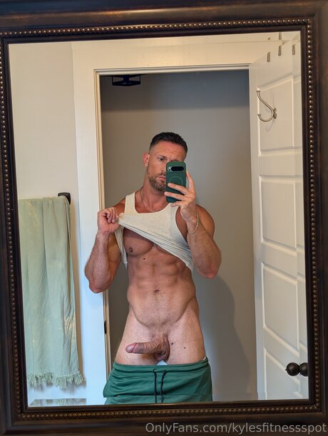 Kylesfitnessspot モデル 画像