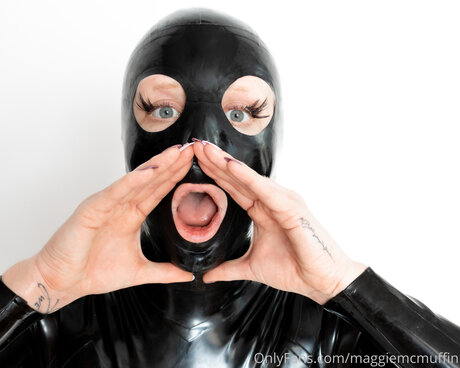 Maggiemcmuffin アートモデル 写真