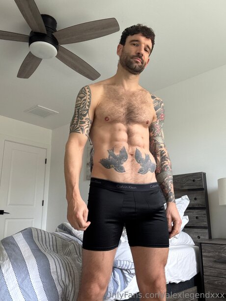 Alexlegendxxx エロティックなモデル 写真