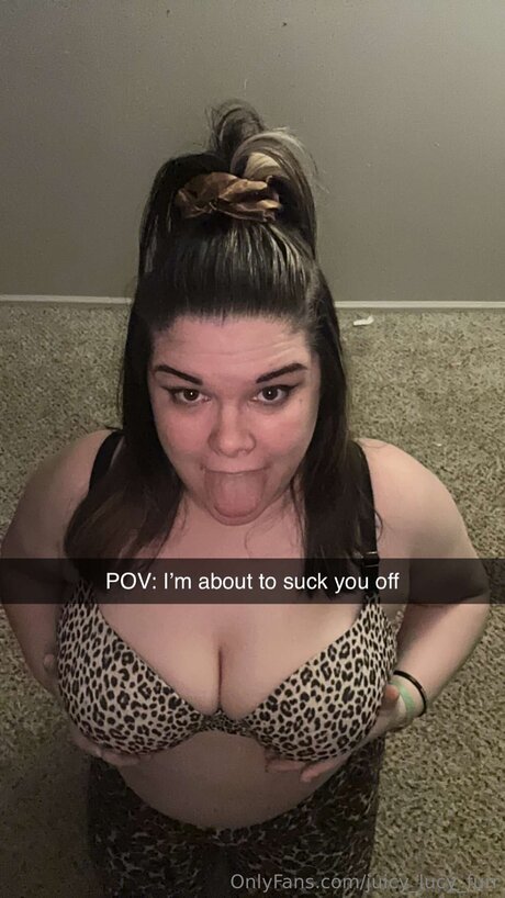 Juicy Lucy Furr ポルノスター パーフェクト 写真