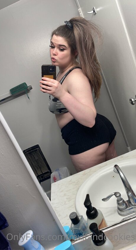 Juicy Lucy Furr セクシー女優 写真