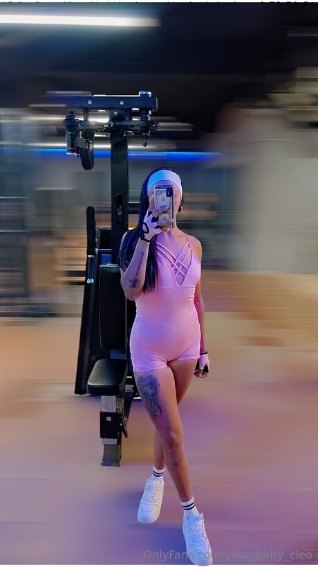 黒檀の白いチンポOnlyFans エロチック 写真