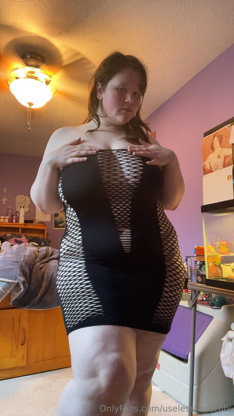 Useless Succubi ヌード女優 画像