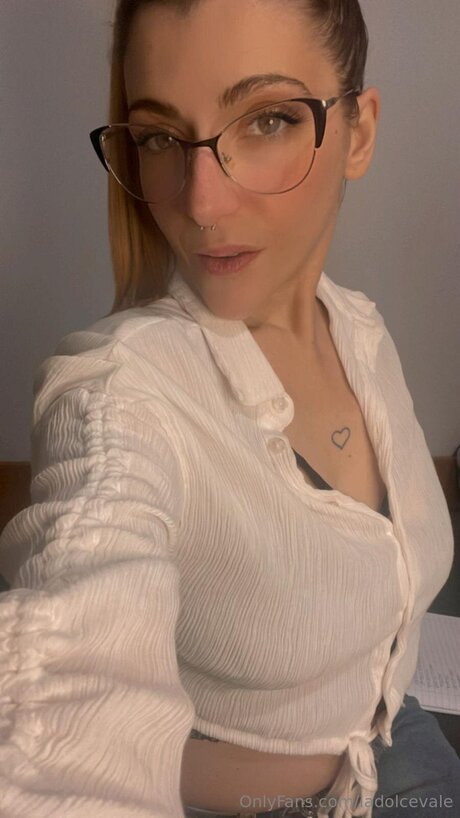 Latuavale ポルノスター セクシー ギャラリー