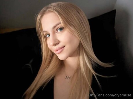 Olyamuse セックス女優 画像