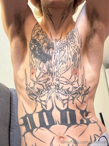 Omoliver 独占ポルノスター 画像