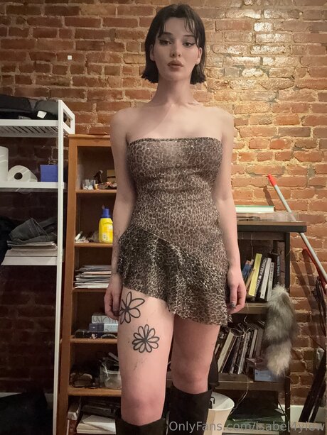 Isabel4yiew セクシー女優 ギャラリー