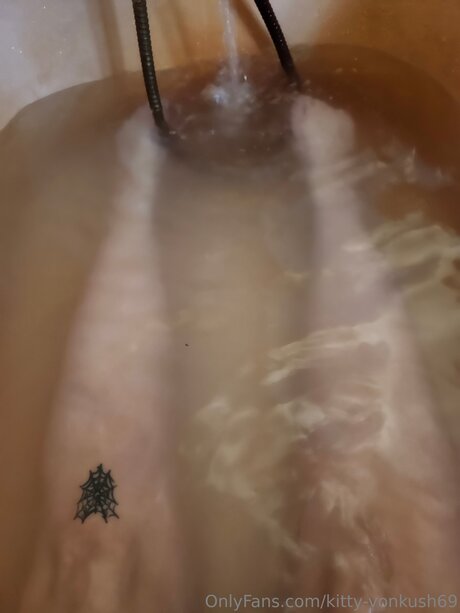 Kitty Vonkush69 トップスター 写真